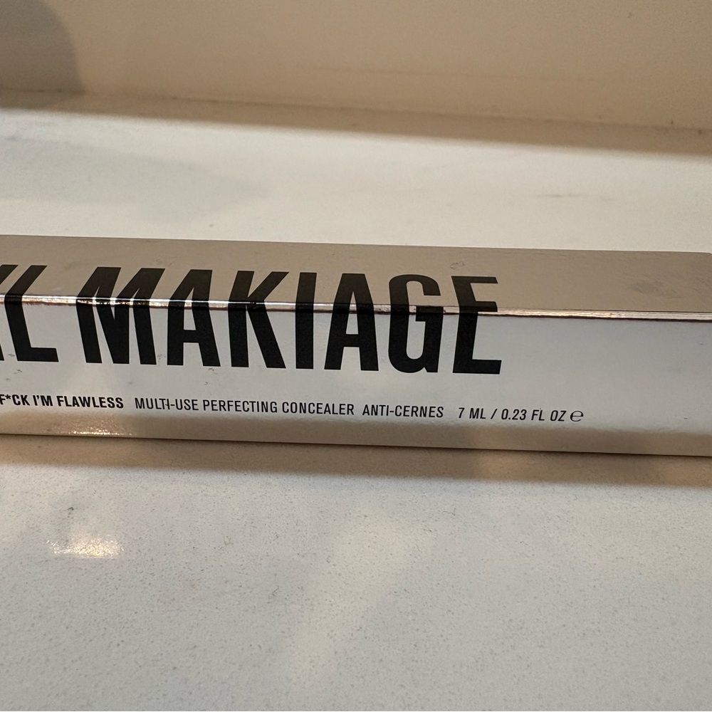 IL MAKIAGE F*ck I’m Flawless Concealer #25